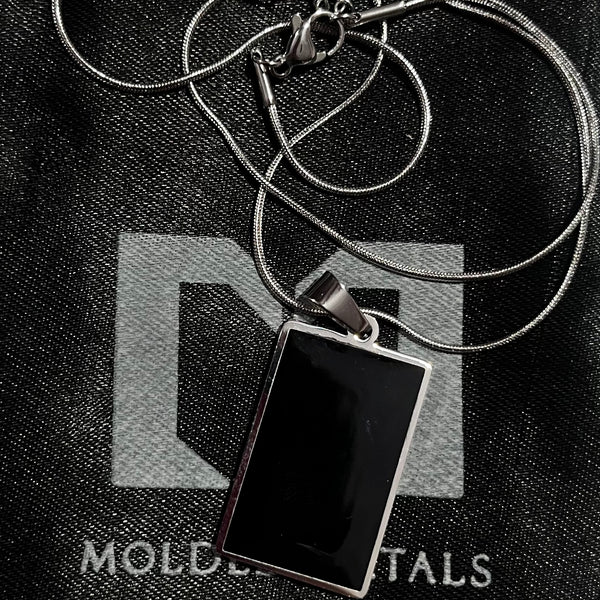 Quadrine Pendant