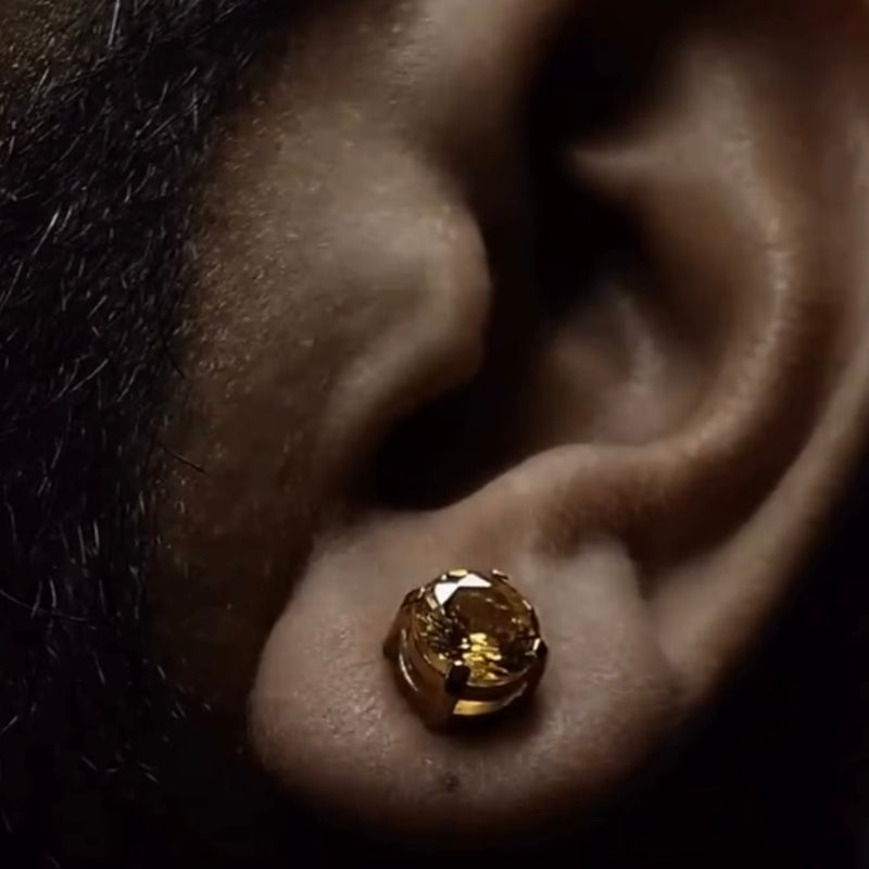 Gold Round Stud (Magnetic - Non Pierced)